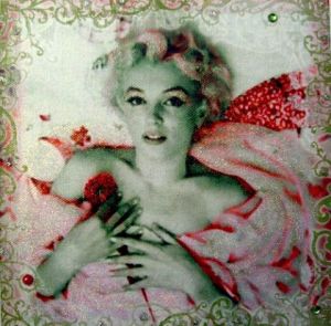Voir le détail de cette oeuvre: Portrait baroque rouge Marilyn MONROE